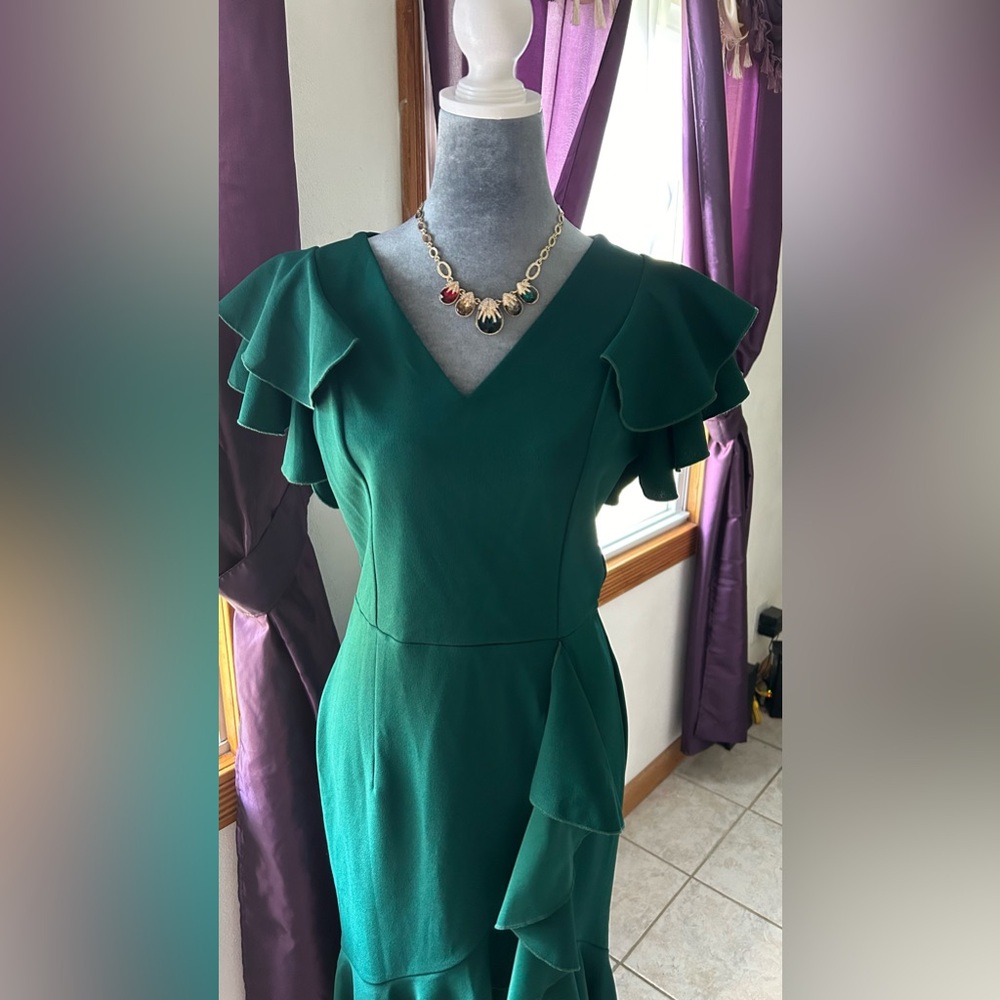 Cocktail, formal dress size medium - Picture 6 of 17